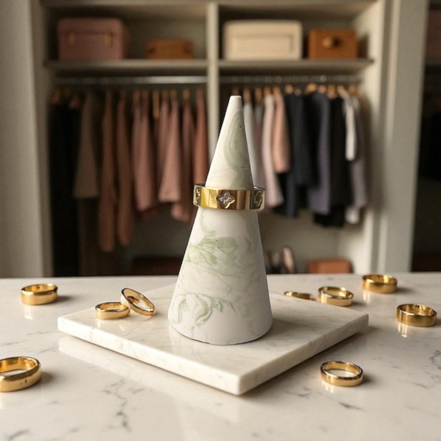 Stone ring holder
