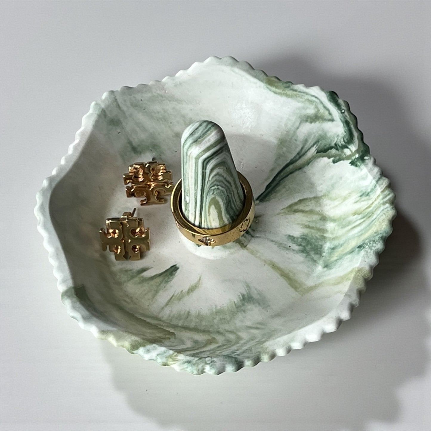 Jewelry holder